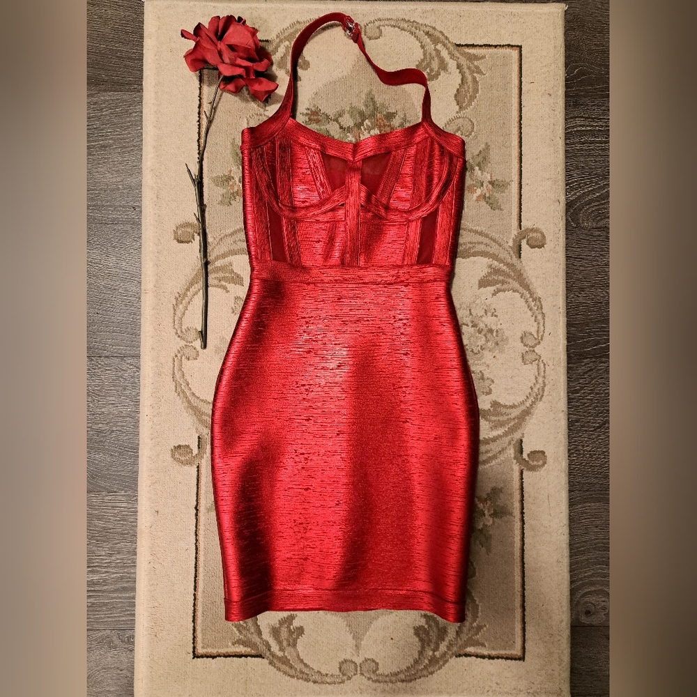 Red Halter Metallic Bandage Mini Dress ♥️